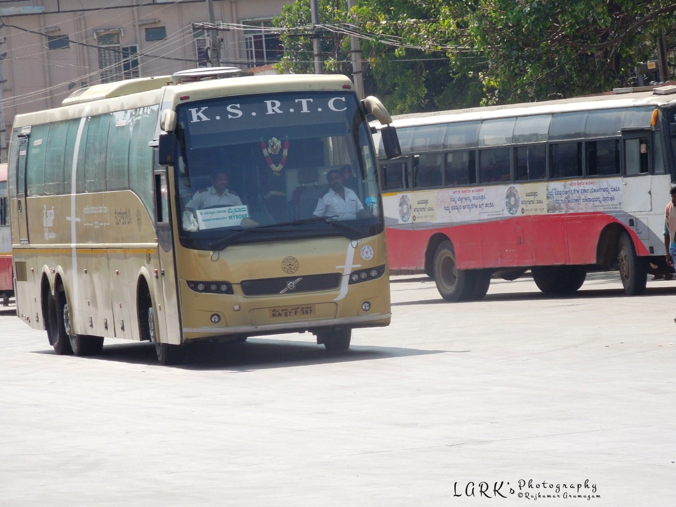 KSRTC KA-57-F-357 Mysore to Bangalore International Airport Bus Timings