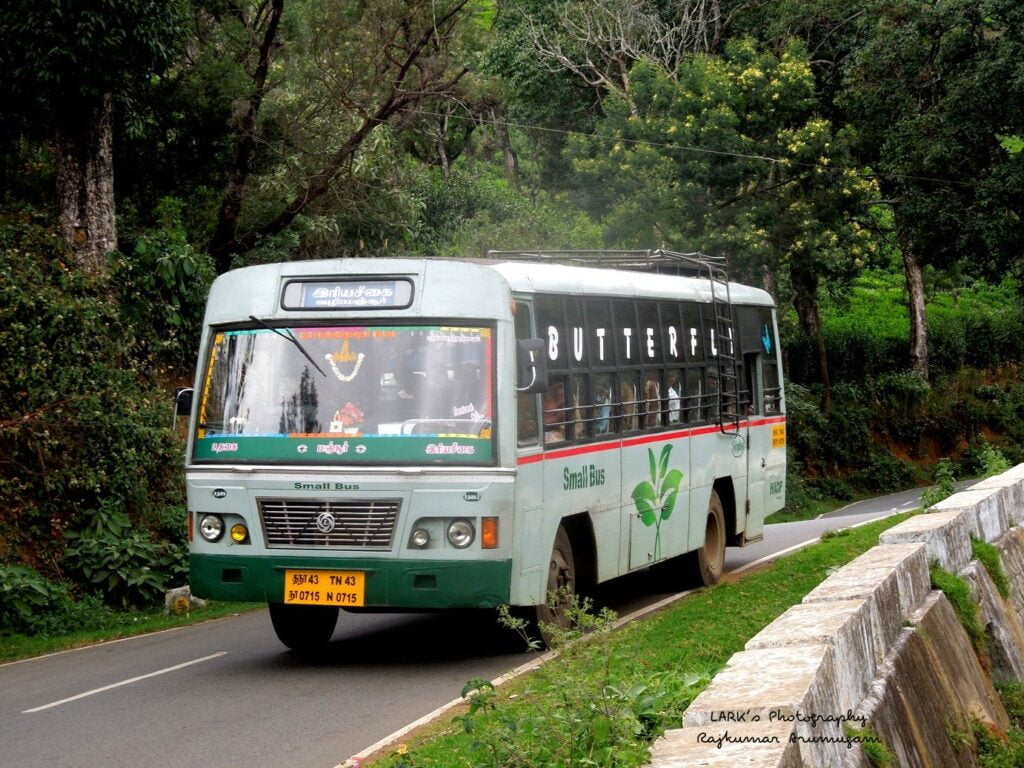 TN 43 N 0715 Ooty - Hiriyaseegai