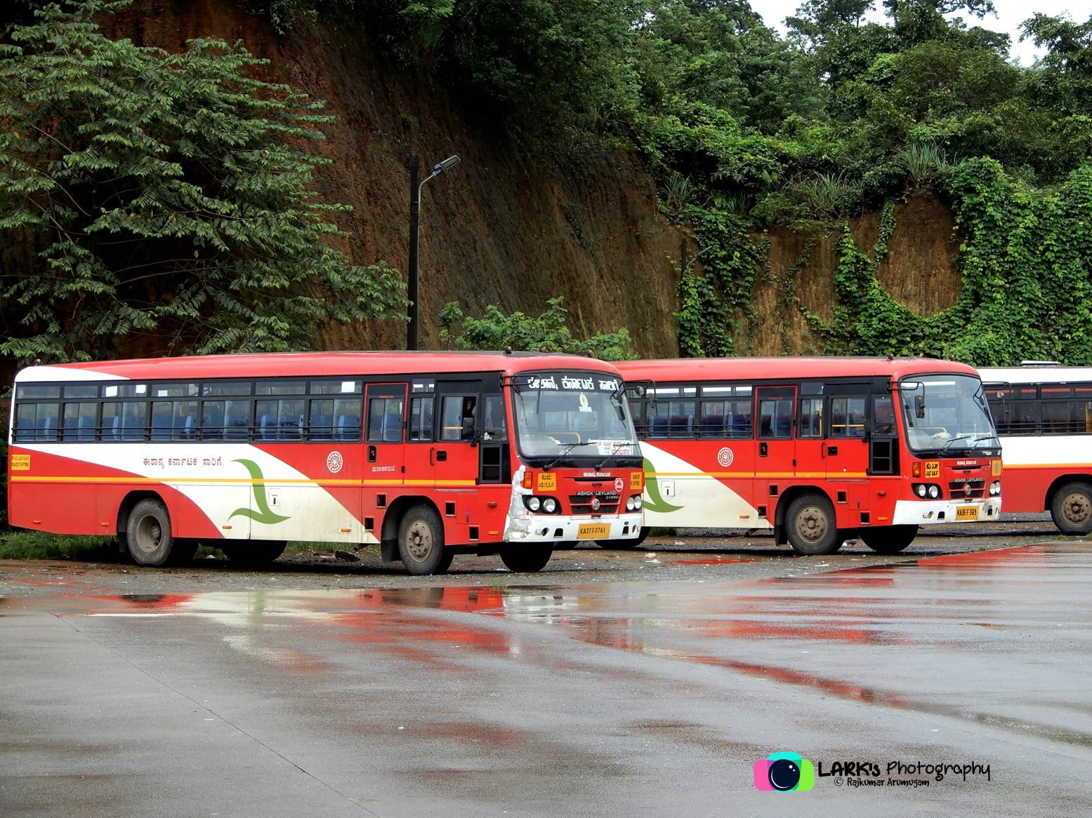KSRTC-NEKRTC KA-37-F-0761 Dharmasthala - Yelburga