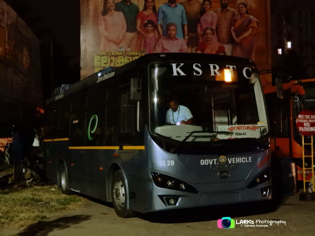 KSRTC e-Bus TL 20 Ernakulam - Thiruvananthapuram