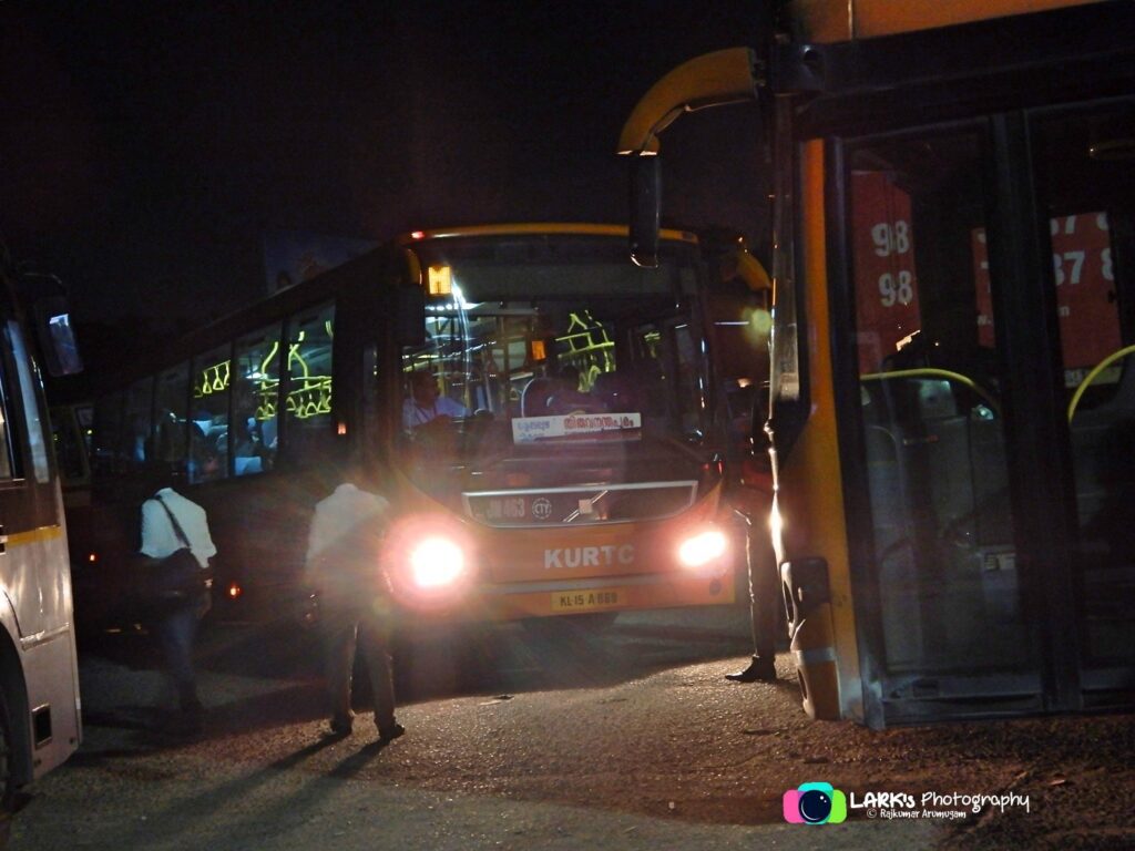 KSRTC - KURTC JN 463 Ernakulam - Thiruvananthapuram
