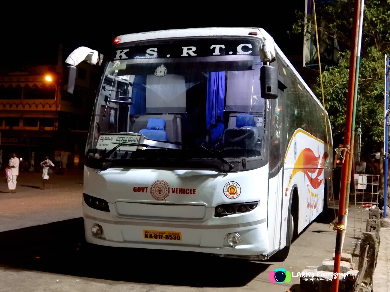 KSRTC KA-01-F-8539 Ernakulam to Mysore Bus Timings 