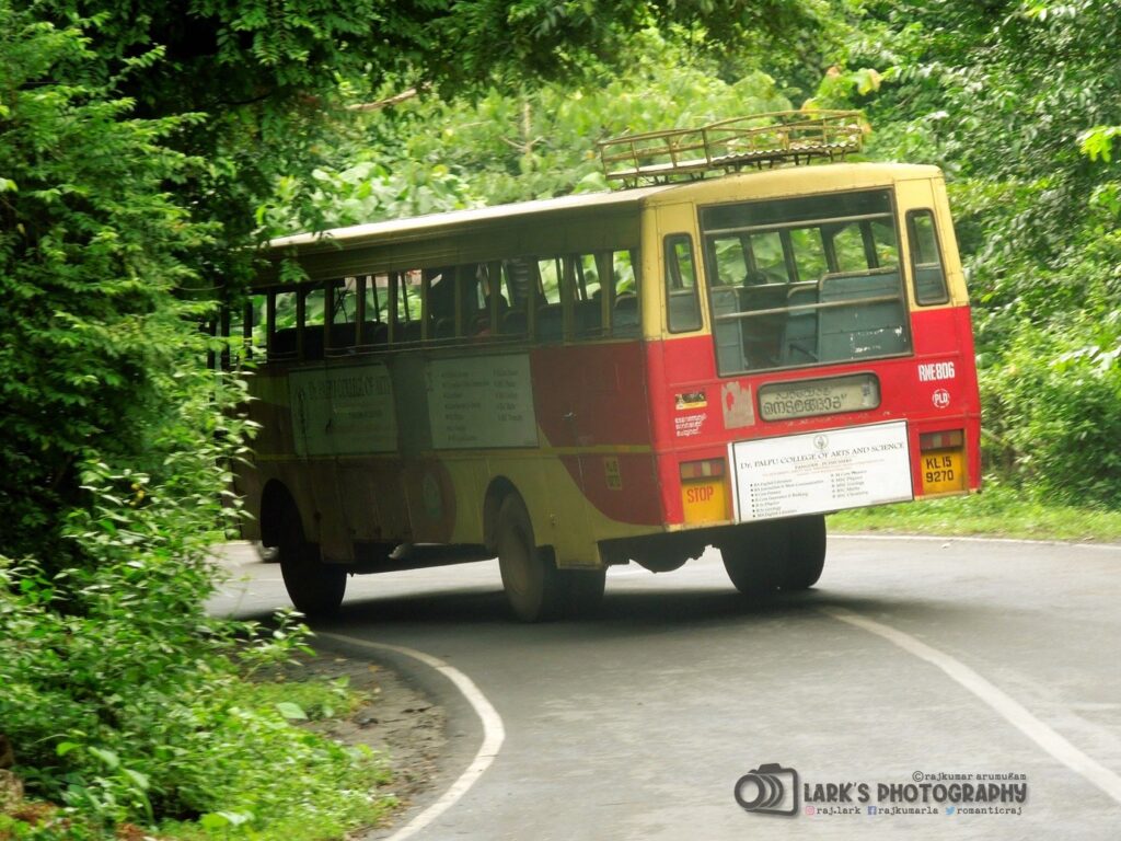 KSRTC RNE 806 Thenmala - Nedumangad (3)