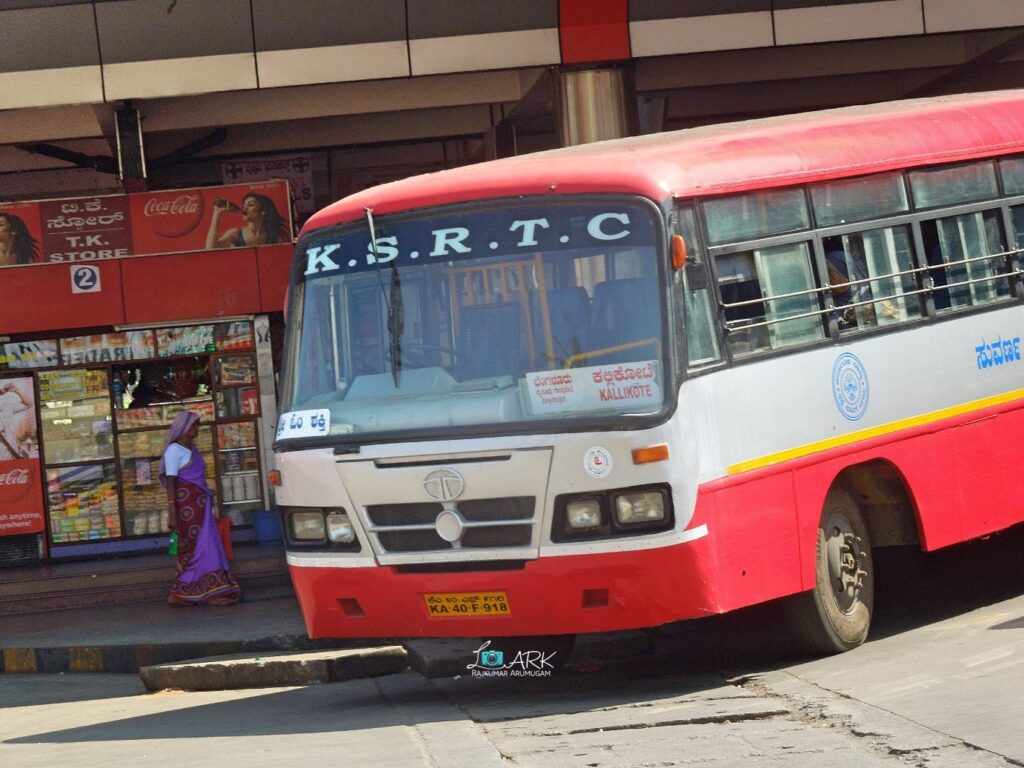 KSRTC KA-40-F-0918 Bangalore - Kozhikode