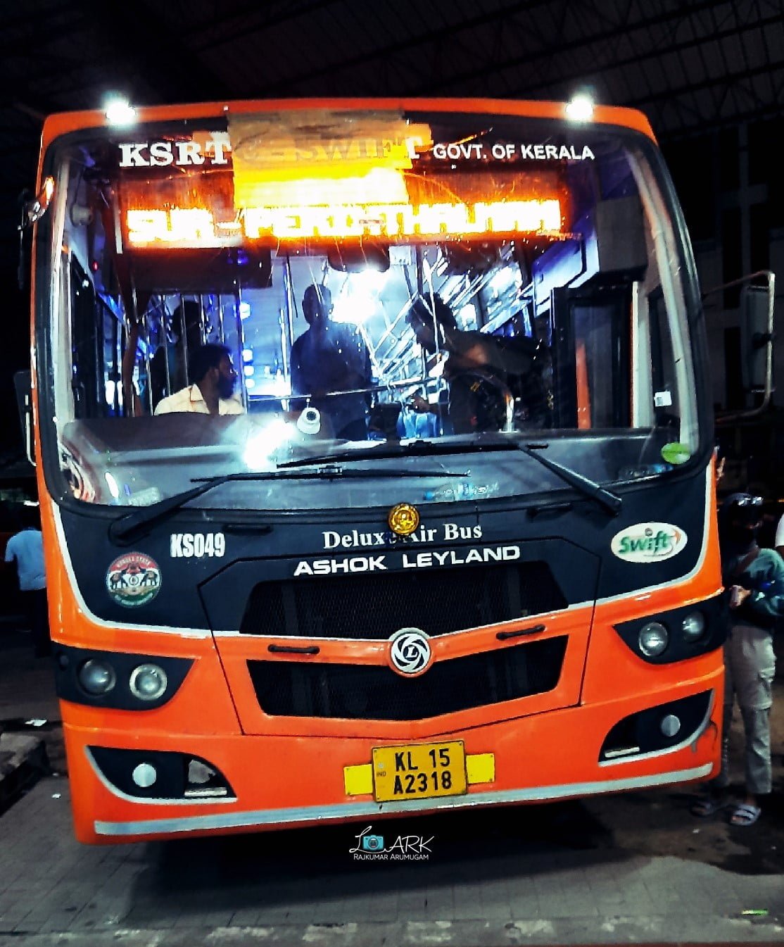 KSRTC KS049 Thiruvananthapuram - Ooty SWIFT Deluxe Air Bus Timings