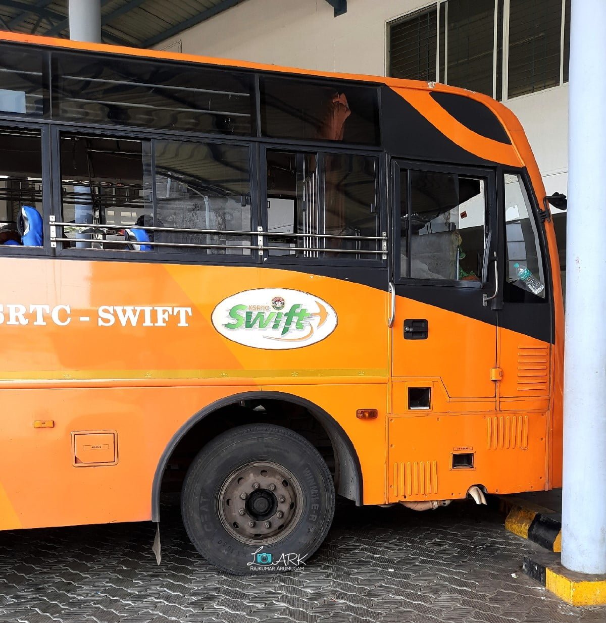 KSRTC KS 072 Irinjalakuda - Thrissur - Bangalore SWIFT Deluxe Air Bus Timings