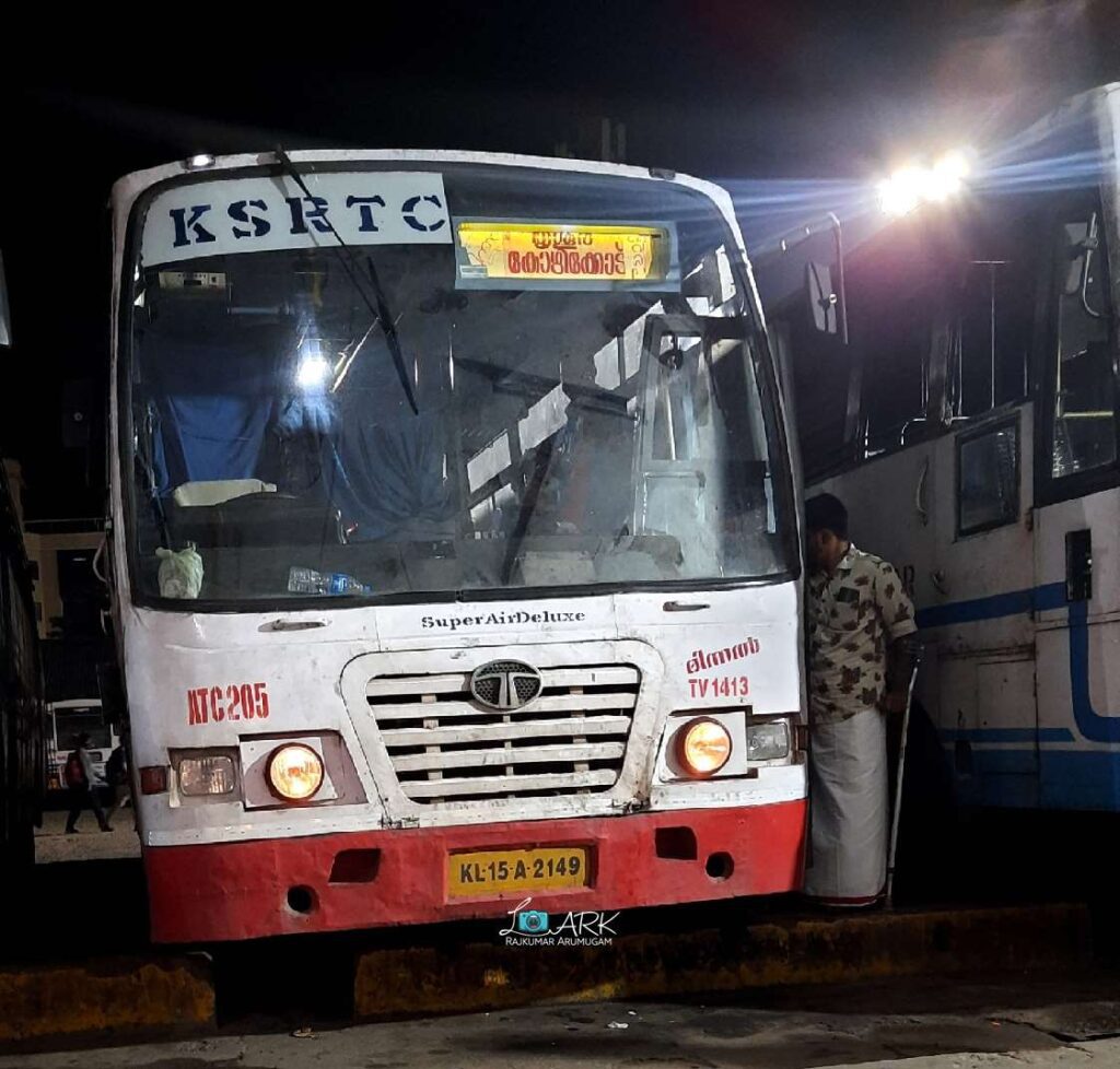 KSRTC Minnal Super Deluxe ATC 205 Thiruvananthapuram to Kozhikode Bus Timings
