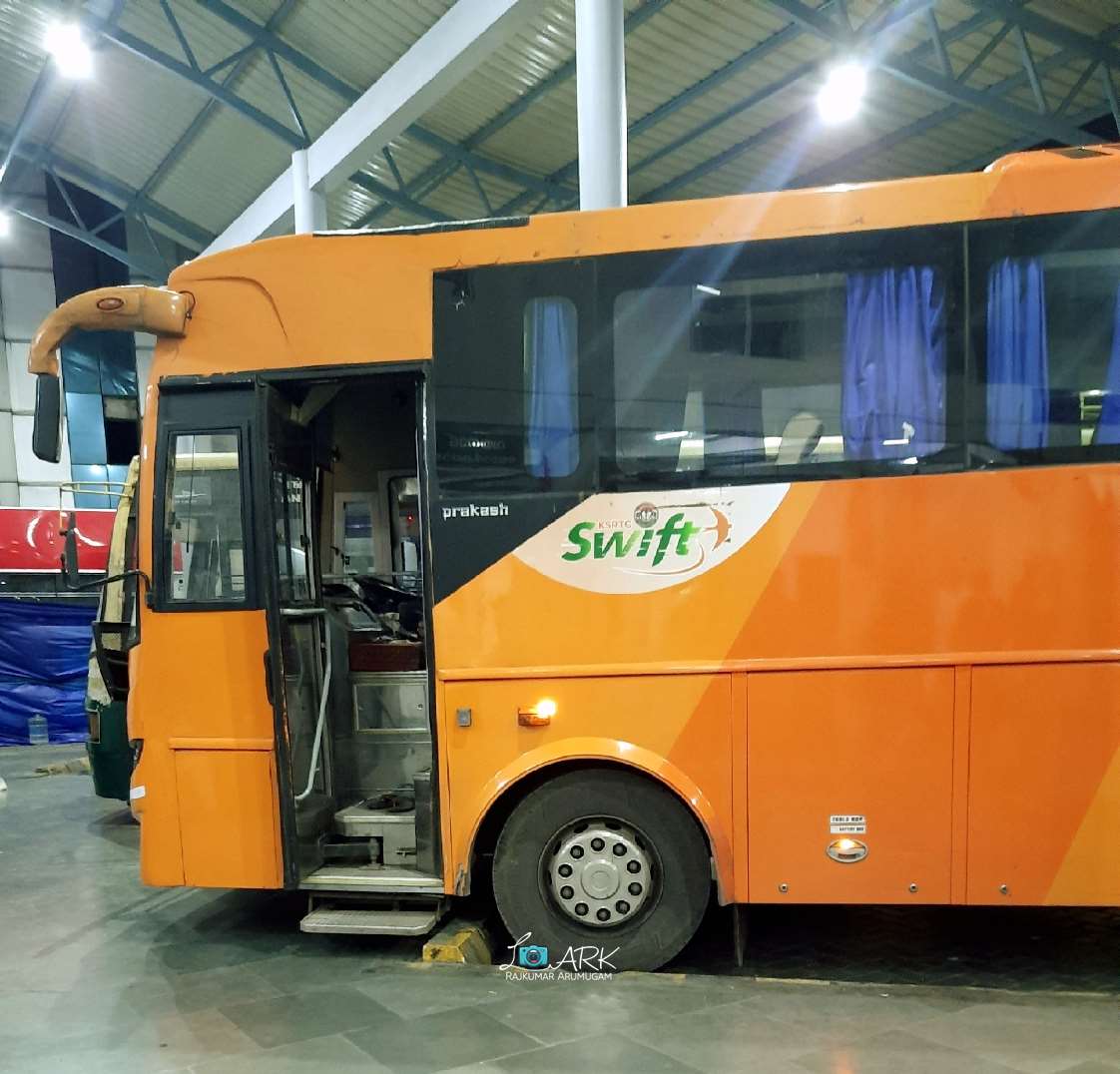 KSRTC-SWIFT AC Seater KS 020 Ernakulam to Chennai Bus Timings