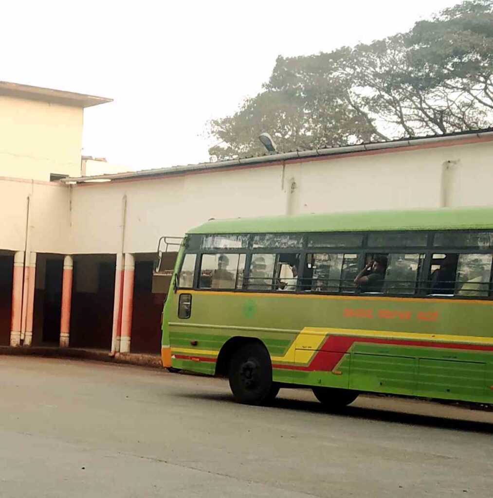 NWKRTC Dandeli to Shakthinagar Devasuguru Bus Timings